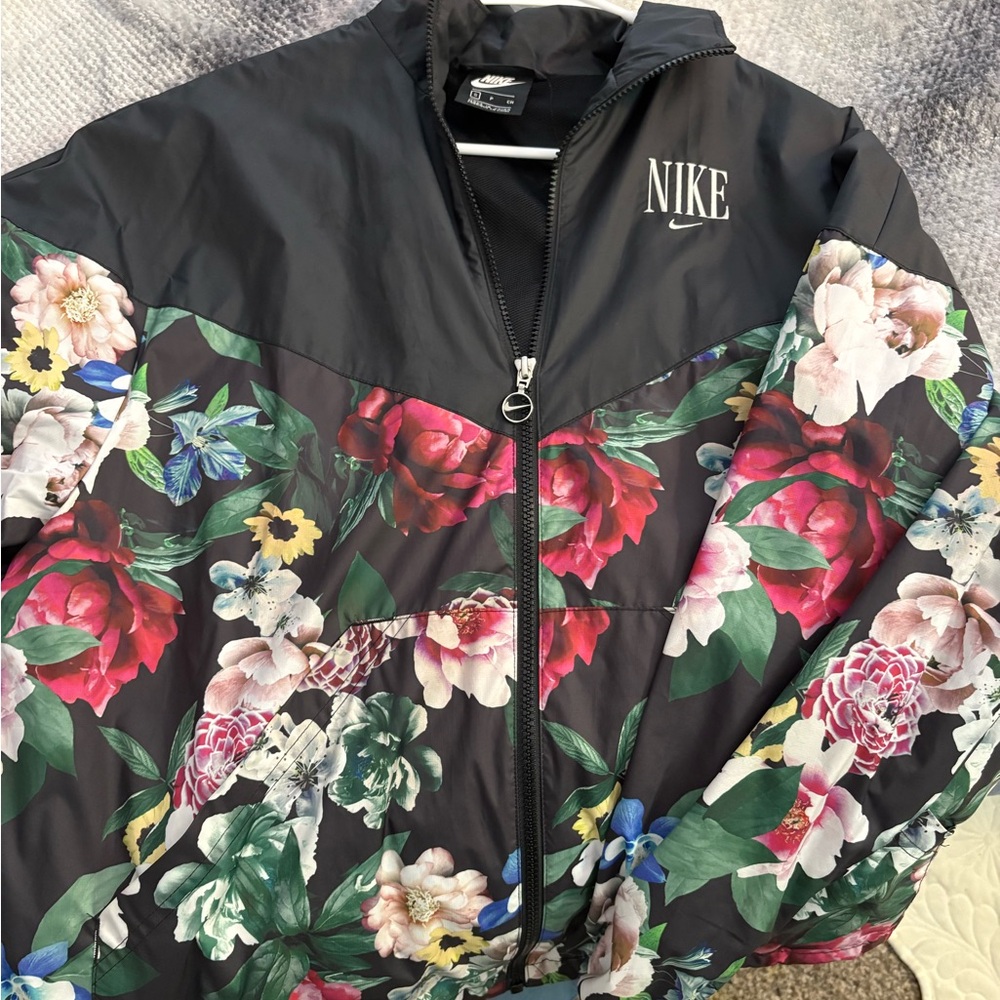 Nike Women's Black Multicolor Floral Bomber Jacket